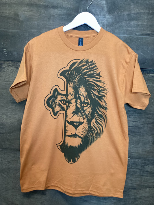 LION CROSS TSHIRT