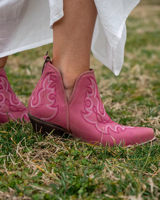 Maisie Stitched Leather Boots in Pink